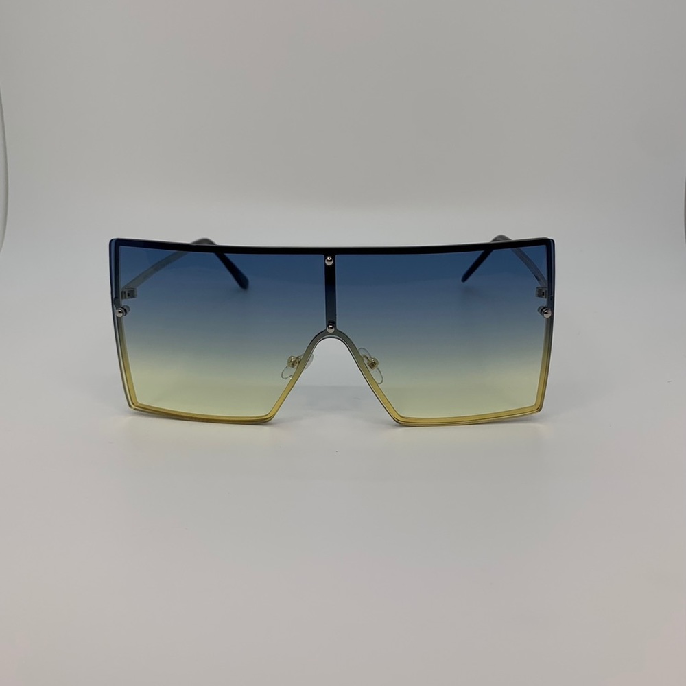 Sunglass
